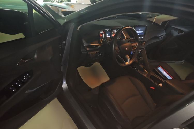 Used Chevrolet Orlando 2018 Redline 530T Automatic Enjoyment Edition (5+2 Model) – China V Standard Driver Seat