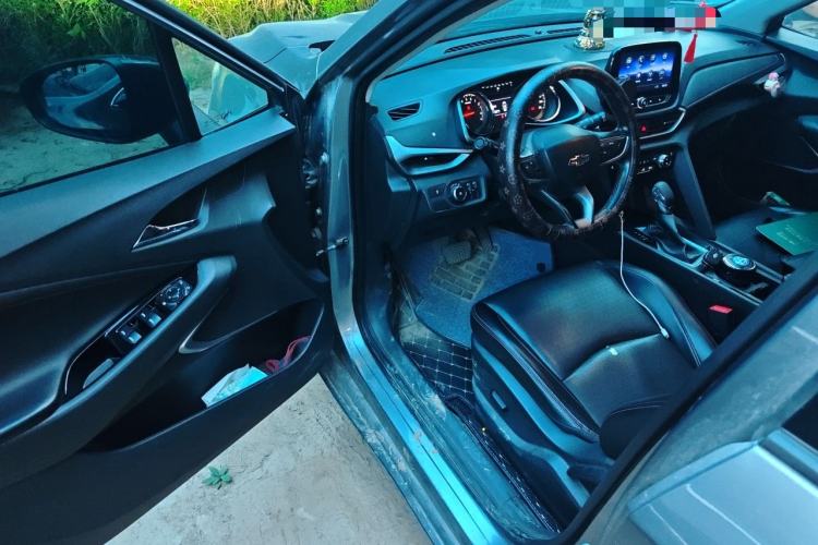 Used Chevrolet Orlando 2018 Redline 530T Automatic Enjoyment Edition (5+2 Model) – China V Standard Driver Seat