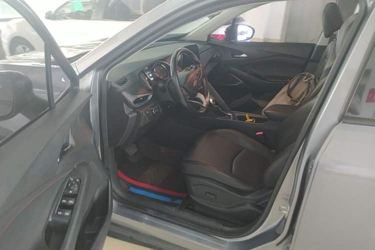 Used Chevrolet Orlando 2018 Redline 530T Automatic Enjoyment Edition (5+2 Model) – China V Standard Driver Seat