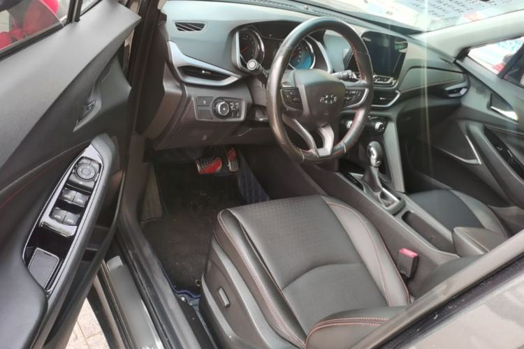 Used Chevrolet Orlando 2018 Redline 530T Automatic Enjoyment Edition (5+2 Model) – China V Standard Driver Seat
