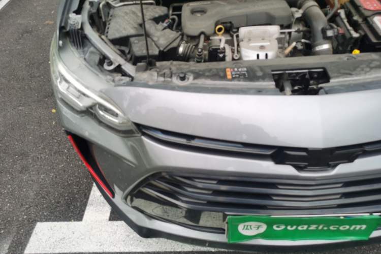 Used Chevrolet Orlando 2018 Redline 530T Automatic Enjoyment Edition (5+2 Model) – China V Standard Engine Bay Right