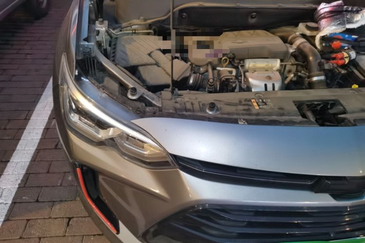 Used Chevrolet Orlando 2018 Redline 530T Automatic Enjoyment Edition (5+2 Model) – China V Standard Engine Bay Right