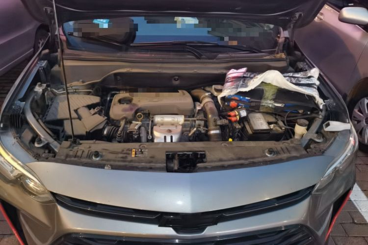 Used Chevrolet Orlando 2018 Redline 530T Automatic Enjoyment Edition (5+2 Model) – China V Standard Engine Bay
