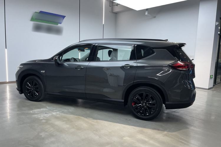 Used Chevrolet Orlando 2018 Redline 530T Automatic Enjoyment Edition (5+2 Model) – China V Standard Exterior 3