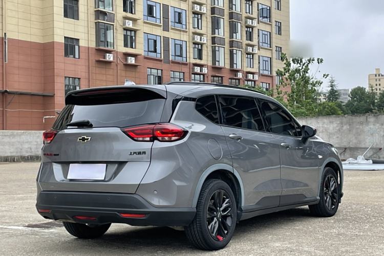 Used Chevrolet Orlando 2018 Redline 530T Automatic Enjoyment Edition (5+2 Model) – China V Standard Exterior 4