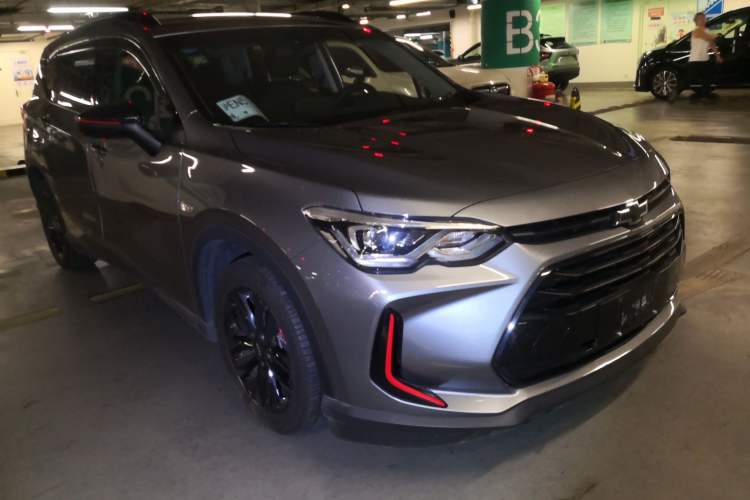 Used Chevrolet Orlando 2018 Redline 530T Automatic Enjoyment Edition (5+2 Model) – China V Standard Front Right 45 Deg