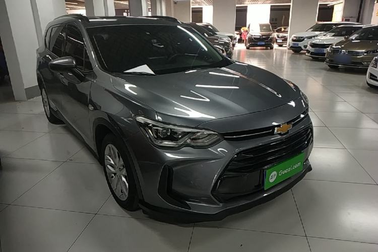 Used Chevrolet Orlando 2018 530T Automatic Luxury Edition (5+2 Model) China V Standard Front Right 45 Deg
