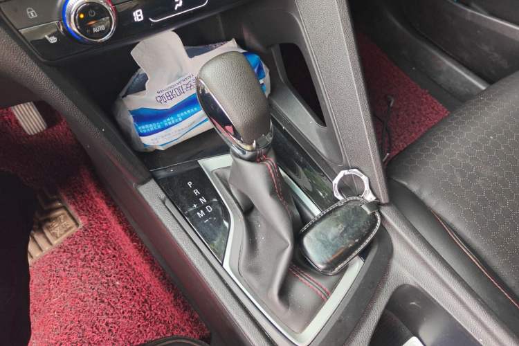 Used Chevrolet Orlando 2018 Redline 530T Automatic Zhaoxiang Edition (5+2 Seating) – China V Standard Gear Lever