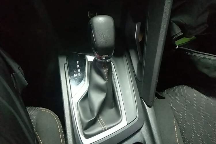 Used Chevrolet Orlando 2018 530T Automatic Luxury Edition (5+2 Model) China V Standard Gear Lever