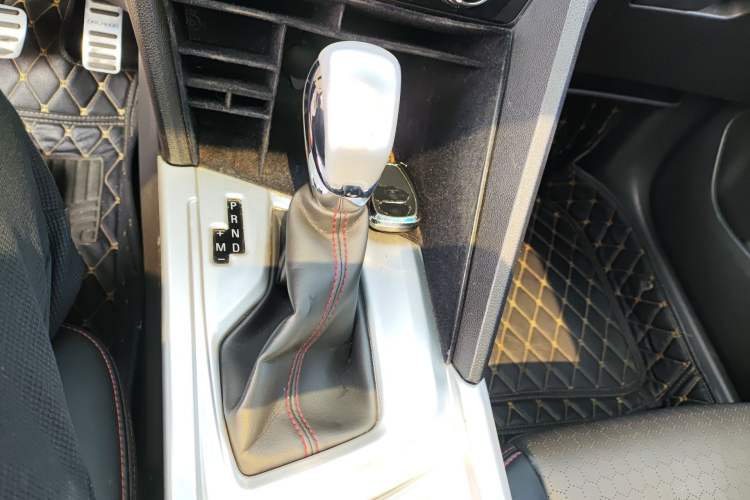 Used Chevrolet Orlando 2018 Redline 530T Automatic Enjoyment Edition (5+2 Model) – China V Standard Gear Lever