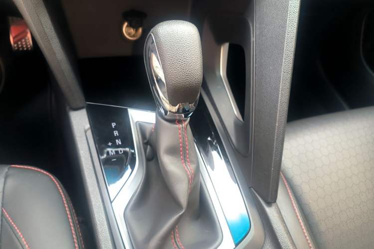 Used Chevrolet Orlando 2018 Redline 530T Automatic Enjoyment Edition (5+2 Model) – China V Standard Gear Lever