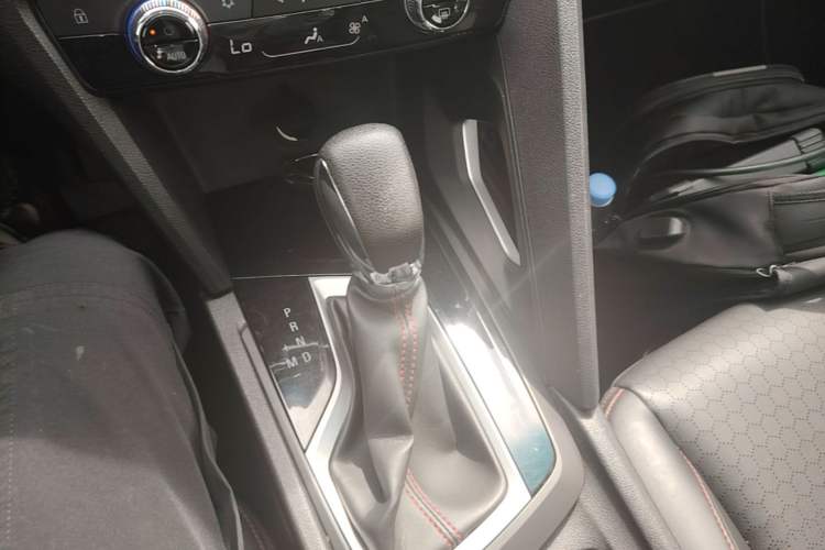 Used Chevrolet Orlando 2018 Redline 530T Automatic Enjoyment Edition (5+2 Model) – China V Standard Gear Lever