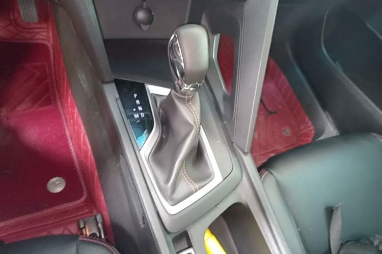 Used Chevrolet Orlando 2018 530T Automatic Luxury Edition (5+2 Model) China V Standard Gear Lever
