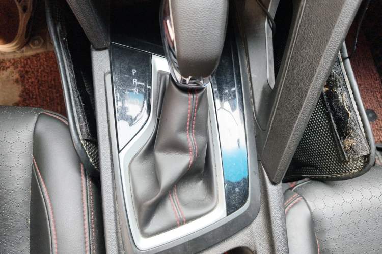 Used Chevrolet Orlando 2018 Redline 530T Automatic Enjoyment Edition (5+2 Model) – China V Standard Gear Lever