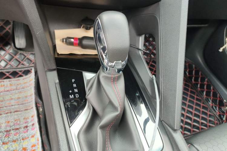 Used Chevrolet Orlando 2018 Redline 530T Automatic Zhaoxiang Edition (5+2 Seating) – China V Standard Gear Lever