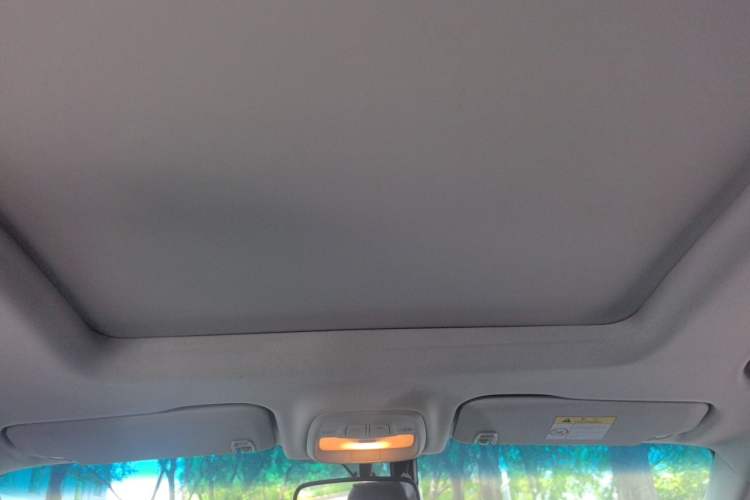 Used Chevrolet Orlando 2018 Redline 530T Automatic Zhaoxiang Edition (5+2 Seating) – China V Standard Headliner