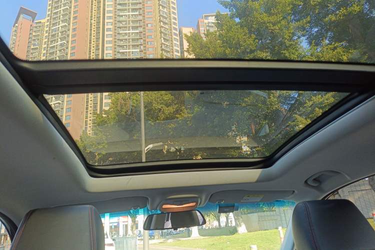 Used Chevrolet Orlando 2018 Redline 530T Automatic Enjoyment Edition (5+2 Model) – China V Standard Headliner