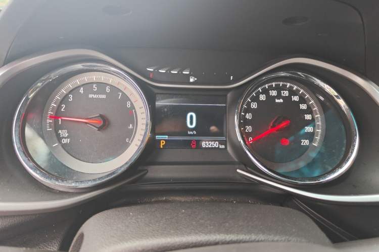 Used Chevrolet Orlando 2018 Redline 530T Automatic Zhaoxiang Edition (5+2 Seating) – China V Standard Instrument Cluster
