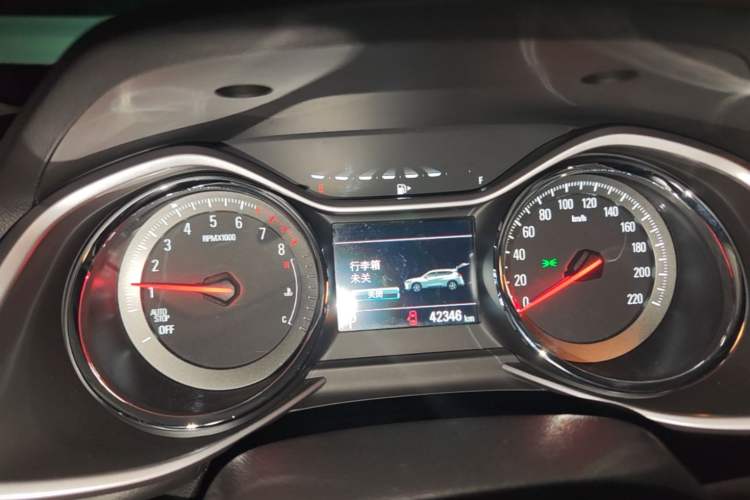 Used Chevrolet Orlando 2018 Redline 530T Automatic Enjoyment Edition (5+2 Model) – China V Standard Instrument Cluster