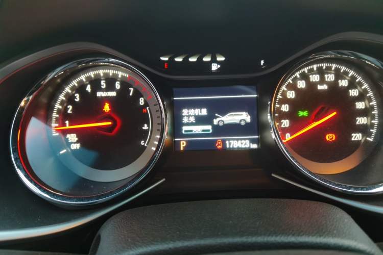 Used Chevrolet Orlando 2018 Redline 530T Automatic Enjoyment Edition (5+2 Model) – China V Standard Instrument Cluster