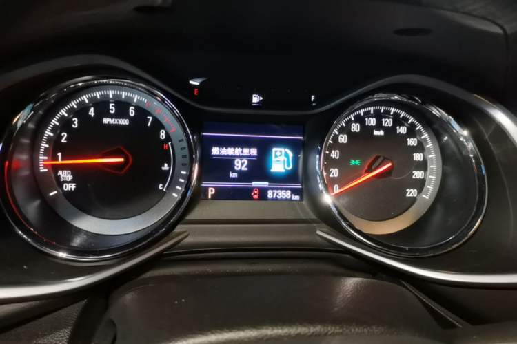 Used Chevrolet Orlando 2018 Redline 530T Automatic Zhaoxiang Edition (5+2 Seating) – China V Standard Instrument Cluster