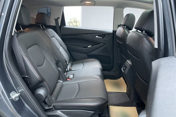 Used Chevrolet Orlando 2018 Redline 530T Automatic Enjoyment Edition (5+2 Model) – China V Standard Interior 11