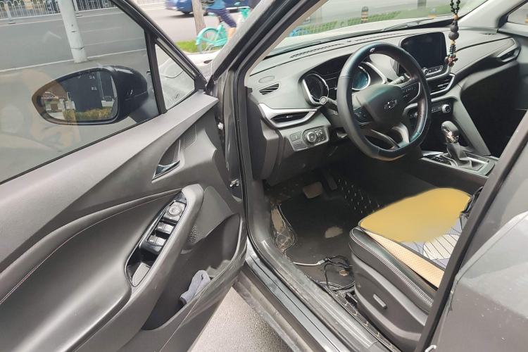 Used Chevrolet Orlando 2018 Redline 530T Automatic Enjoyment Edition (5+2 Model) – China V Standard Interior 3