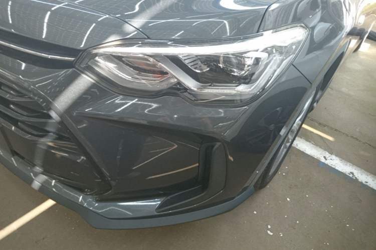 Used Chevrolet Orlando 2018 530T Automatic Luxury Edition (5+2 Model) China V Standard Left Front Headlight
