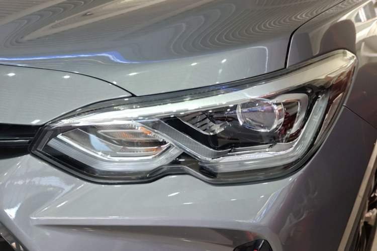 Used Chevrolet Orlando 2018 Redline 530T Automatic Enjoyment Edition (5+2 Model) – China V Standard Left Front Headlight