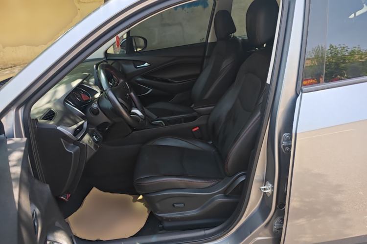 Used Chevrolet Orlando 2018 Redline 530T Automatic Enjoyment Edition (5+2 Model) – China V Standard Left Front Seat