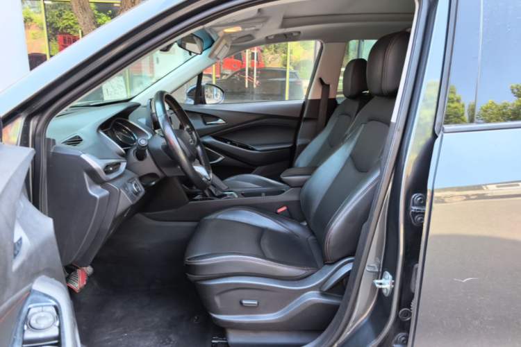Used Chevrolet Orlando 2018 Redline 530T Automatic Enjoyment Edition (5+2 Model) – China V Standard Left Front Seat