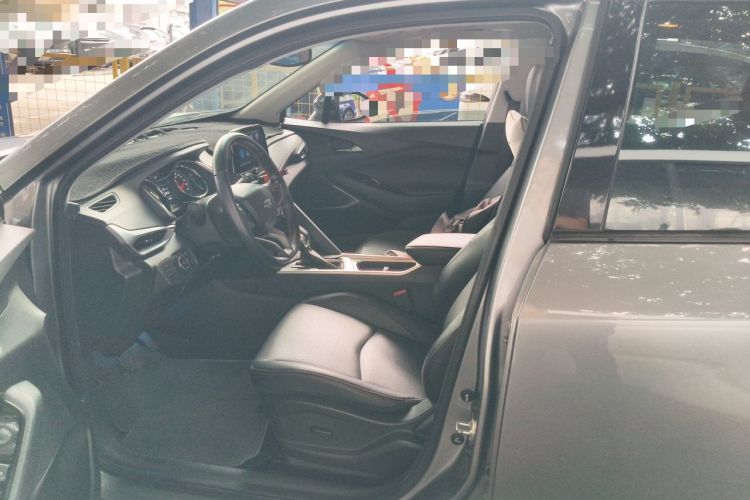 Used Chevrolet Orlando 2018 Redline 530T Automatic Zhaoxiang Edition (5+2 Seating) – China V Standard Left Front Seat