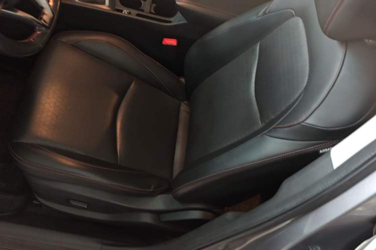 Used Chevrolet Orlando 2018 Redline 530T Automatic Enjoyment Edition (5+2 Model) – China V Standard Left Front Seat