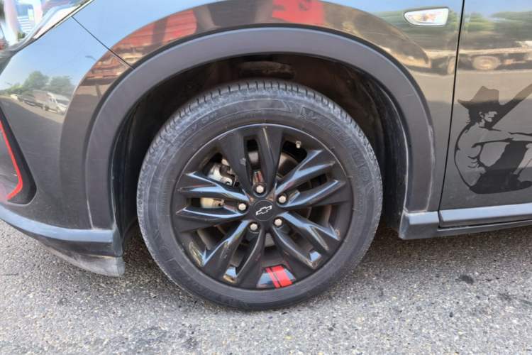 Used Chevrolet Orlando 2018 Redline 530T Automatic Enjoyment Edition (5+2 Model) – China V Standard Left Front Wheel Hub