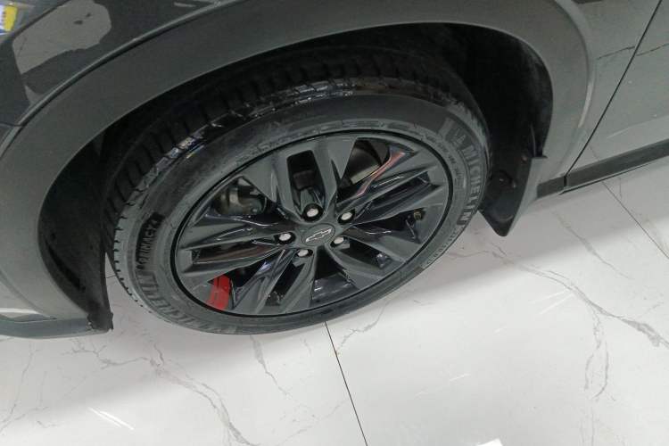 Used Chevrolet Orlando 2018 Redline 530T Automatic Enjoyment Edition (5+2 Model) – China V Standard Left Front Wheel Hub