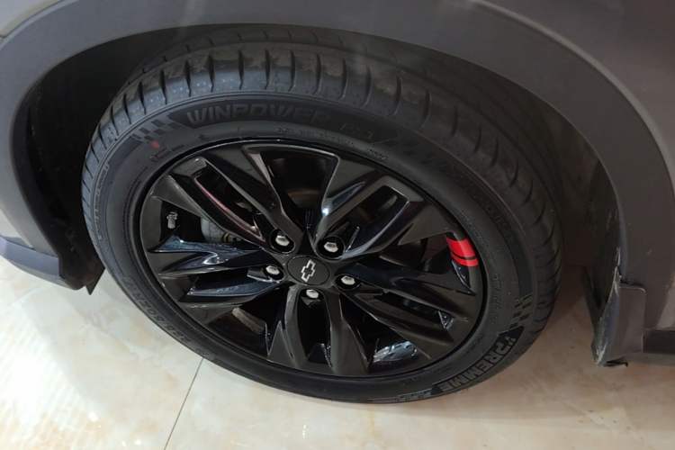 Used Chevrolet Orlando 2018 Redline 530T Automatic Enjoyment Edition (5+2 Model) – China V Standard Left Front Wheel Hub