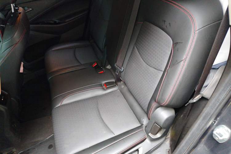 Used Chevrolet Orlando 2018 Redline 530T Automatic Enjoyment Edition (5+2 Model) – China V Standard Left Rear Seat