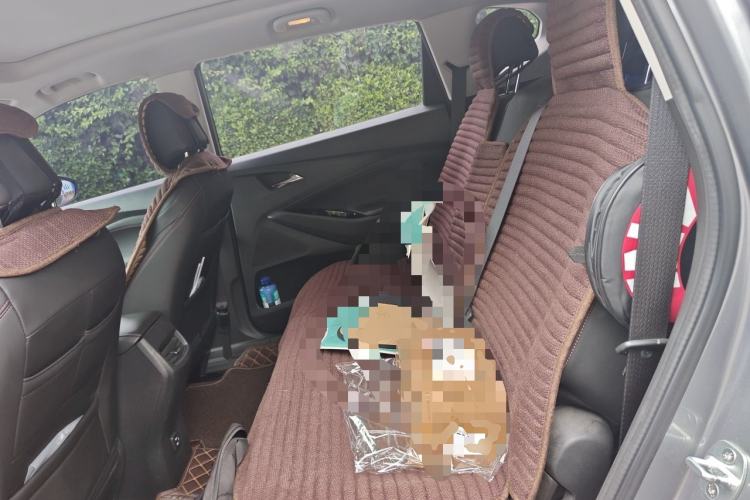 Used Chevrolet Orlando 2018 Redline 530T Automatic Zhaoxiang Edition (5+2 Seating) – China V Standard Left Rear Seat