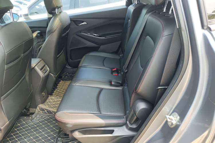Used Chevrolet Orlando 2018 Redline 530T Automatic Enjoyment Edition (5+2 Model) – China V Standard Left Rear Seat