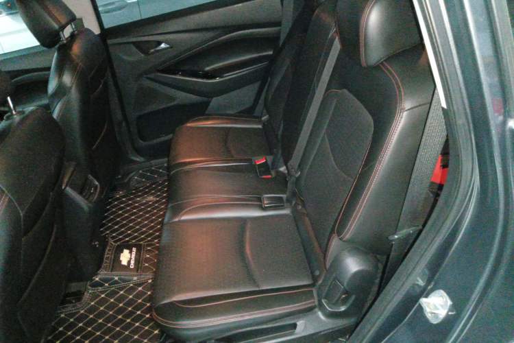 Used Chevrolet Orlando 2018 Redline 530T Automatic Enjoyment Edition (5+2 Model) – China V Standard Left Rear Seat