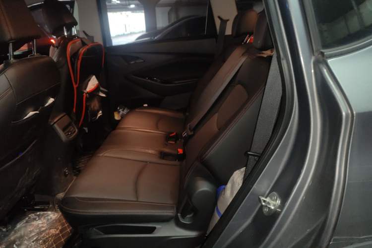 Used Chevrolet Orlando 2018 Redline 530T Automatic Enjoyment Edition (5+2 Model) – China V Standard Left Rear Seat