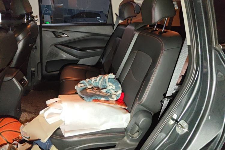 Used Chevrolet Orlando 2018 Redline 530T Automatic Zhaoxiang Edition (5+2 Seating) – China V Standard Left Rear Seat