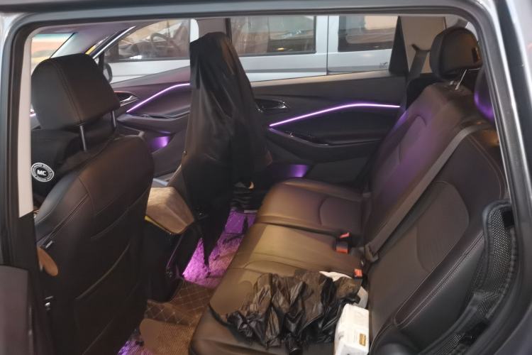 Used Chevrolet Orlando 2018 Redline 530T Automatic Enjoyment Edition (5+2 Model) – China V Standard Left Rear Seat