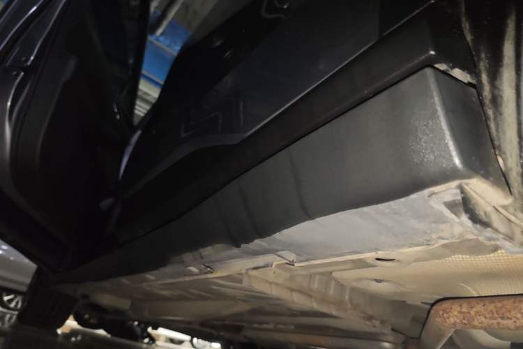 Used Chevrolet Orlando 2018 Redline 530T Automatic Enjoyment Edition (5+2 Model) – China V Standard Left Side Sill