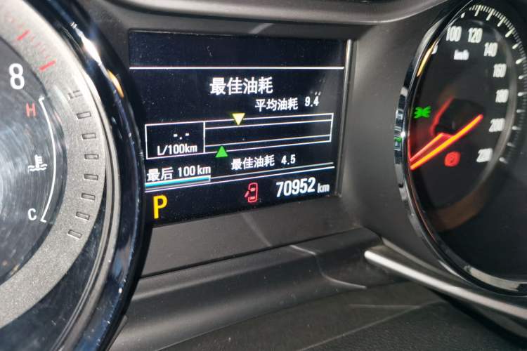 Used Chevrolet Orlando 2018 Redline 530T Automatic Enjoyment Edition (5+2 Model) – China V Standard Odometer Close Up