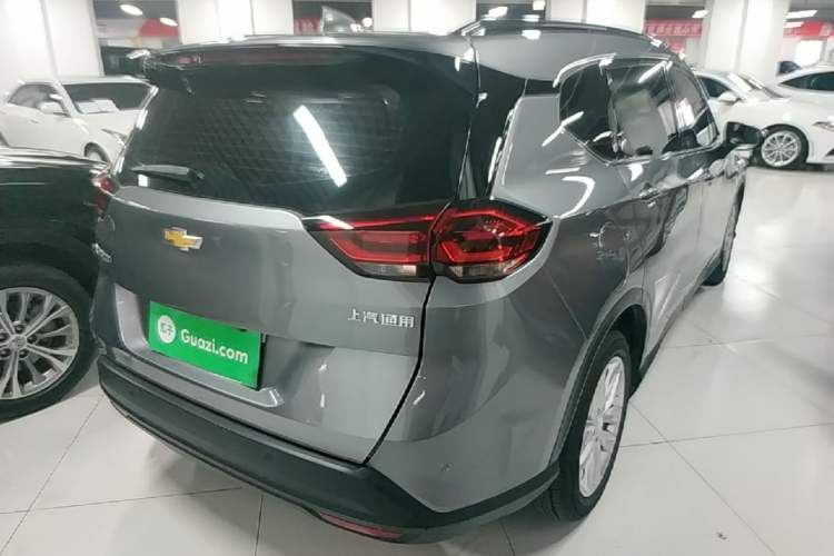 Used Chevrolet Orlando 2018 530T Automatic Luxury Edition (5+2 Model) China V Standard Rear Right 45 Deg