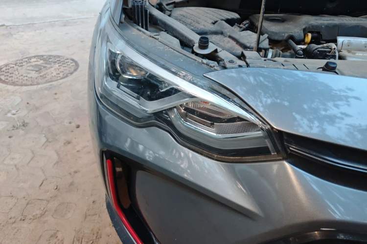 Used Chevrolet Orlando 2018 Redline 530T Automatic Enjoyment Edition (5+2 Model) – China V Standard Right Front Headlight