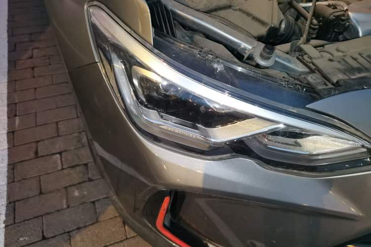 Used Chevrolet Orlando 2018 Redline 530T Automatic Enjoyment Edition (5+2 Model) – China V Standard Right Front Headlight
