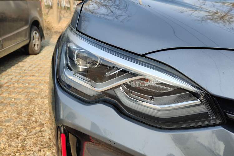 Used Chevrolet Orlando 2018 Redline 530T Automatic Enjoyment Edition (5+2 Model) – China V Standard Right Front Headlight
