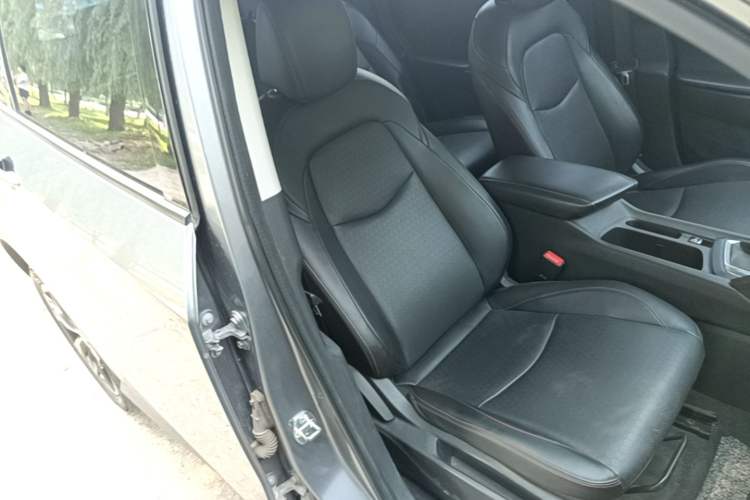 Used Chevrolet Orlando 2018 Redline 530T Automatic Enjoyment Edition (5+2 Model) – China V Standard Right Front Seat